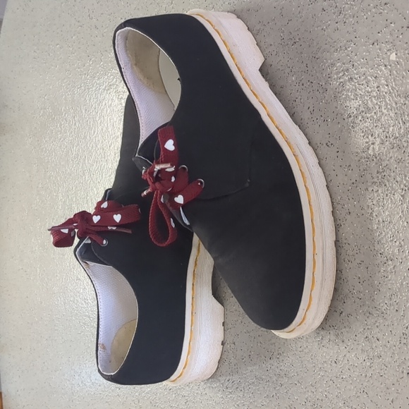 Dr Martens Lester Oxford Shoes - Picture 1 of 2
